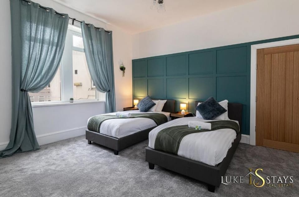 Luke Stays - Welbeck Road Apartment in Newcastle upon Tyne