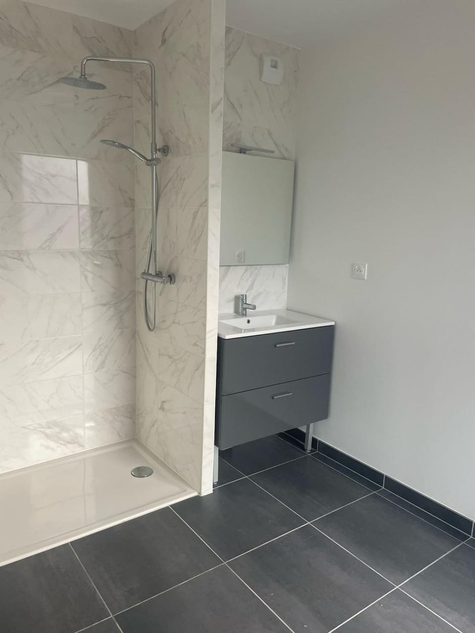 Shower, Bathroom