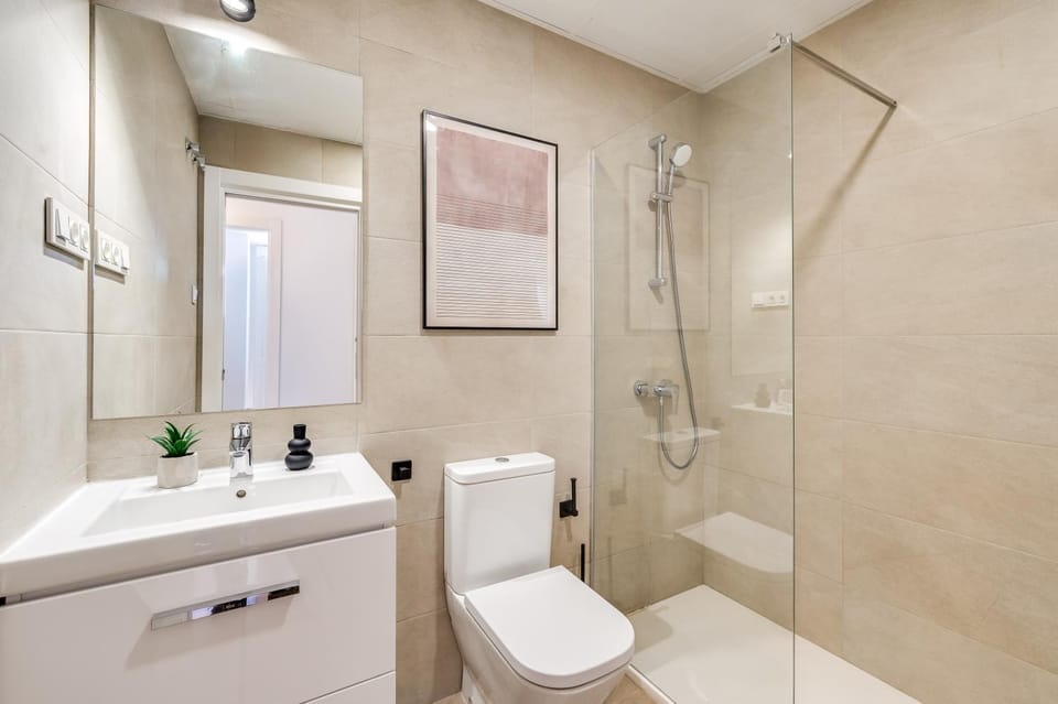 Shower, Bathroom