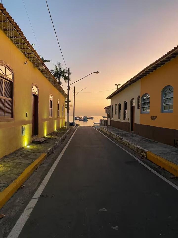 Day, Neighbourhood, Natural landscape, Street view, Sunset