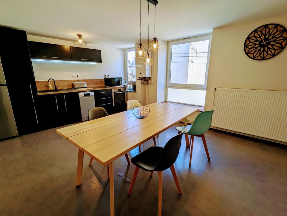 Appartement tout équipé de 2 chambres a charmes Apartment in Vosges