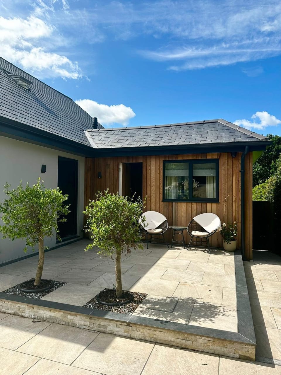 Spring view House in Horsham District