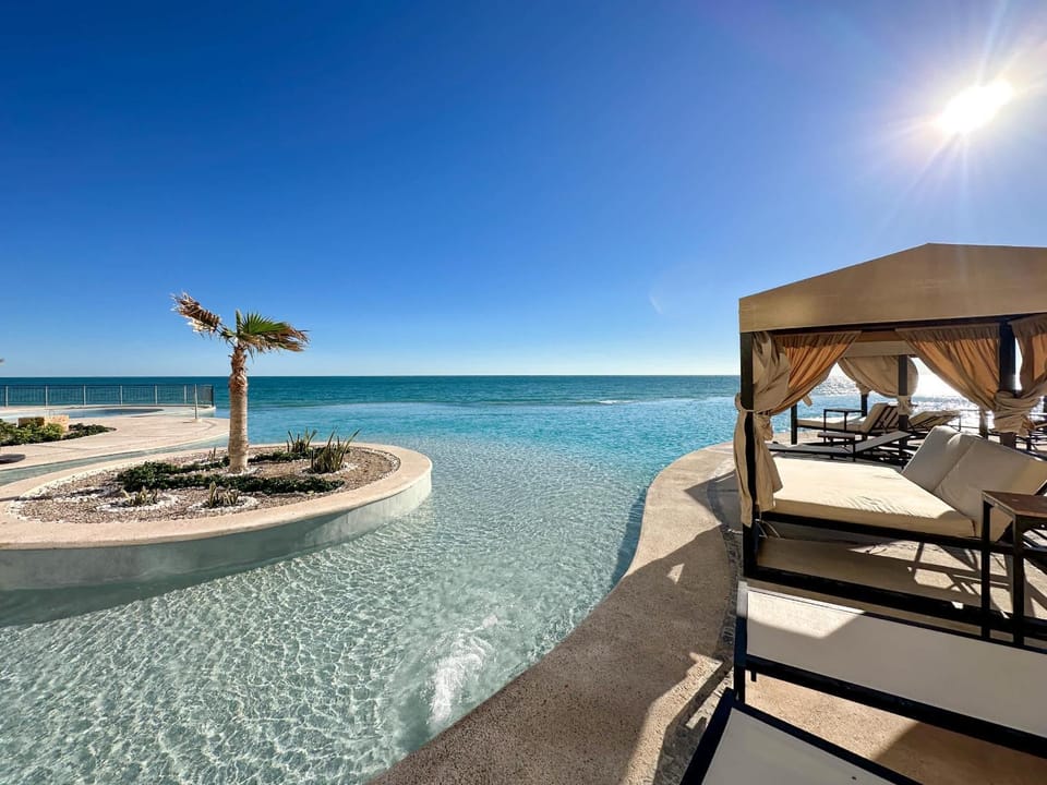 Paradise Found Luxe 2BR Condo in Iconic Location House in Rocky Point