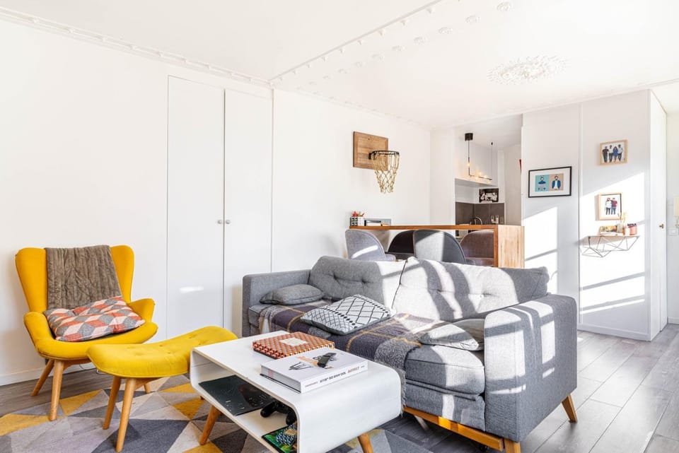 GuestReady - Elevated Charm near Notre-Dame Apartment in Paris