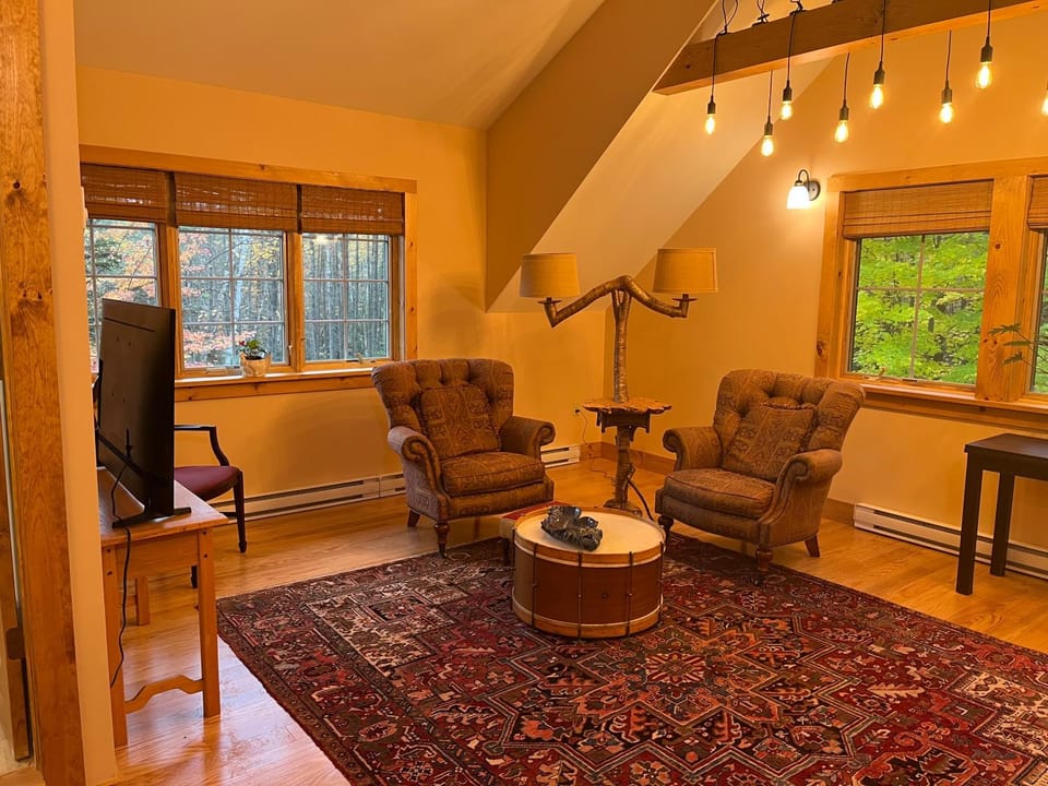 TV and multimedia, Living room, Seating area