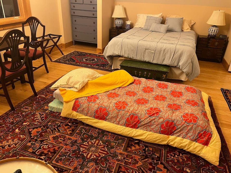 Bed, Bedroom, young children