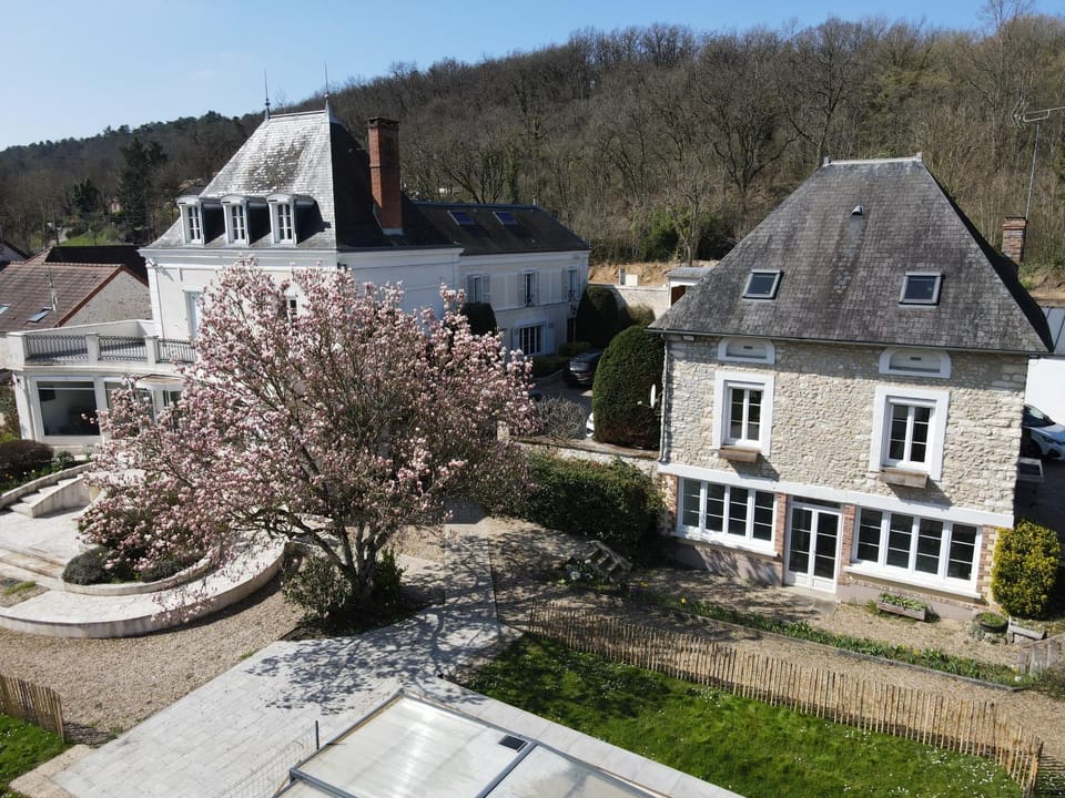 Property building, Spring, Garden view