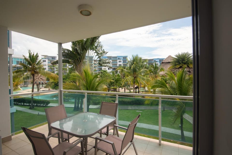 Beach Apartment Nikki Steps from the Sea Apartment in Rio Hato
