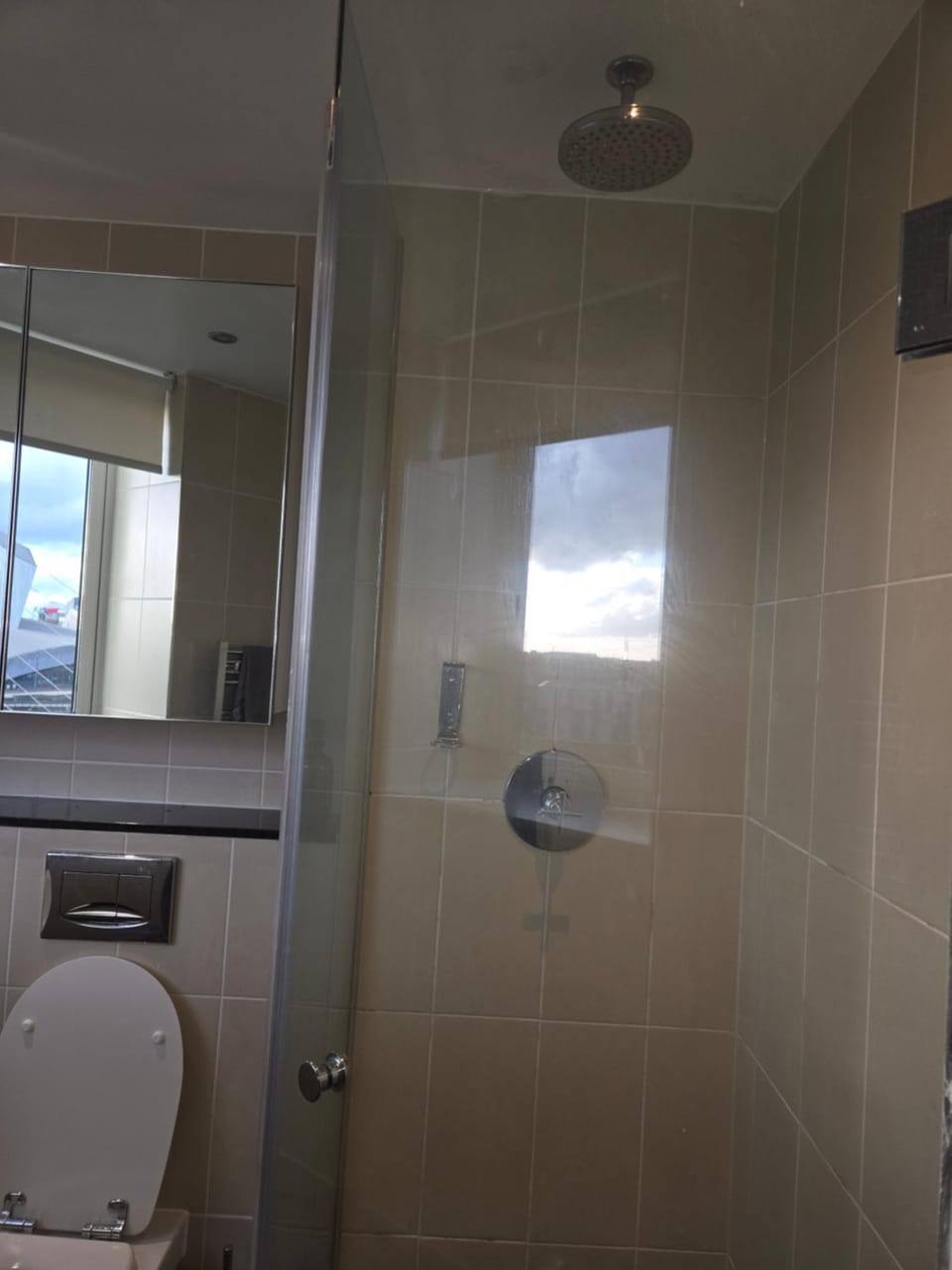 Lovely one private bedroom in shared 2 bedroom apartment Vacation rental in Salford