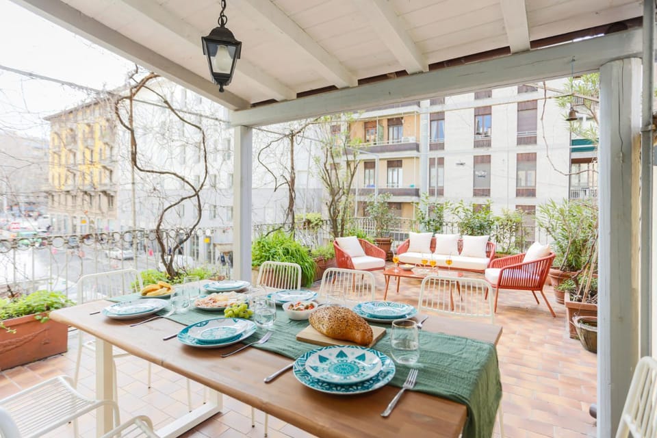 Patio, Day, View (from property/room), Balcony/Terrace, Food and drinks, Dining area, Food