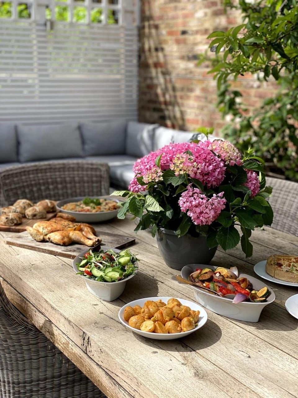 Garden, Food, Dinner