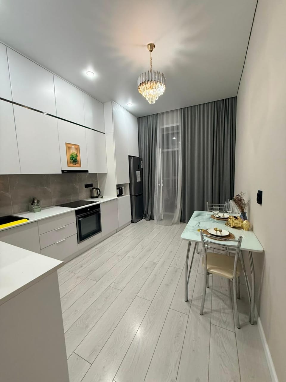 Kitchen or kitchenette, kitchen, kitchen