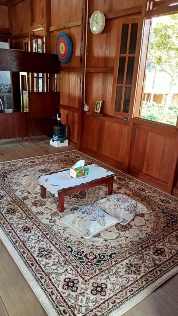 Communal lounge/ TV room, Living room