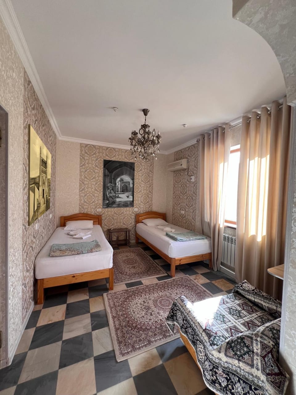 Rumi Hotel & Hostel Bed and Breakfast in Europe