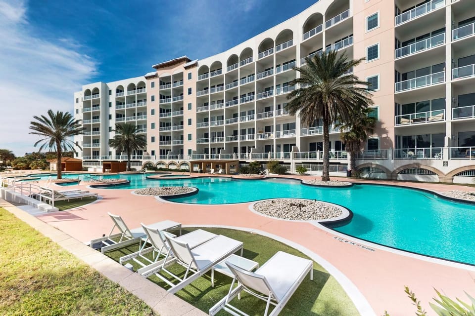 The Diamond Penthouse Apartment in Diamond Beach