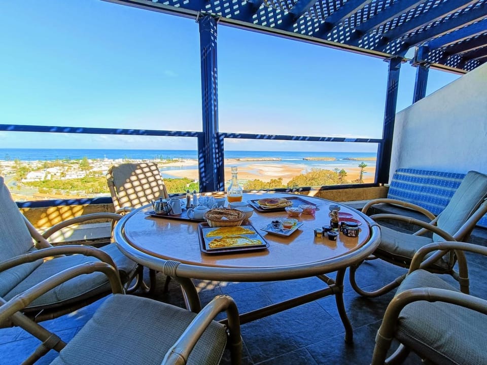 Balcony/Terrace, Dining area