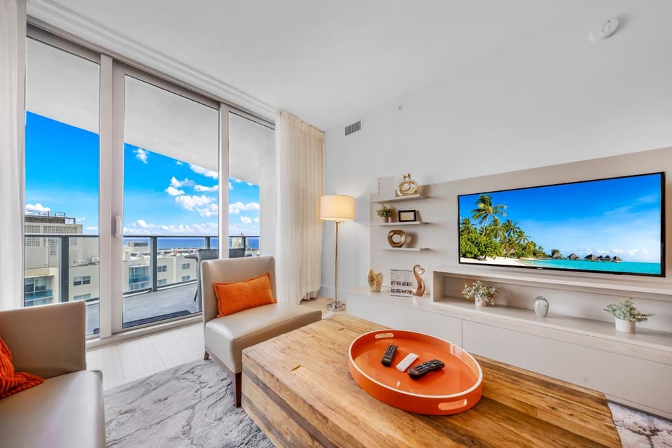 TV and multimedia, View (from property/room), Balcony/Terrace, Living room, Seating area