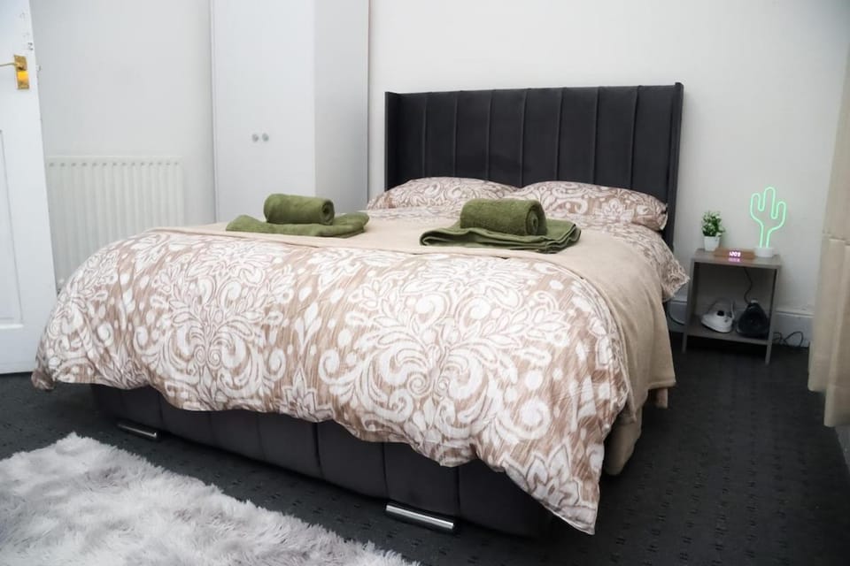 Limitless Sweet Home Apartment in Leicester