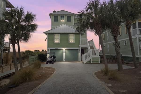 NEW- Gulf Front home 4 bed 4 bath House in Florida