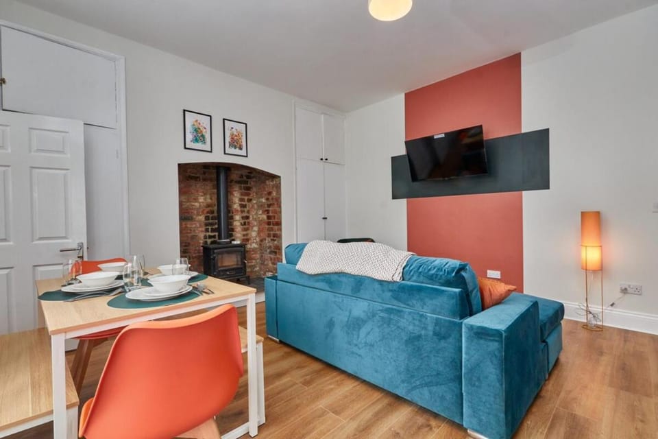 Relaxing 3-Bedroom Home Near the Beach Apartment in England