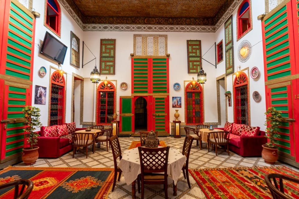 Communal lounge/ TV room, TV and multimedia, Business facilities, Seating area, Evening entertainment