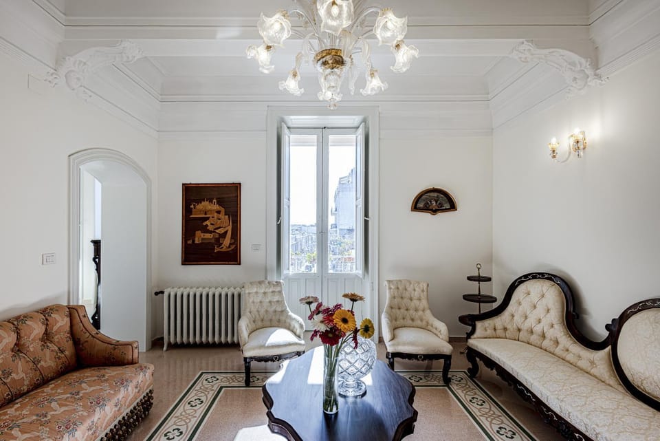 Living room, Lounge or bar