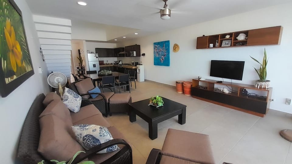 Villa Cos beachfront house House in State of Yucatan