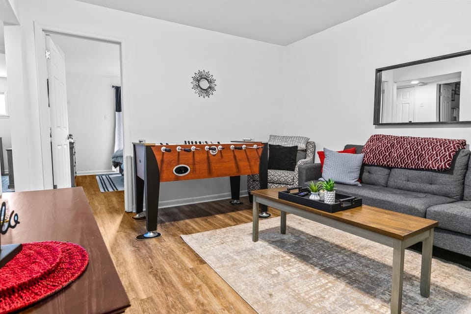 Classic City Getaway at Stadium Village House in Athens