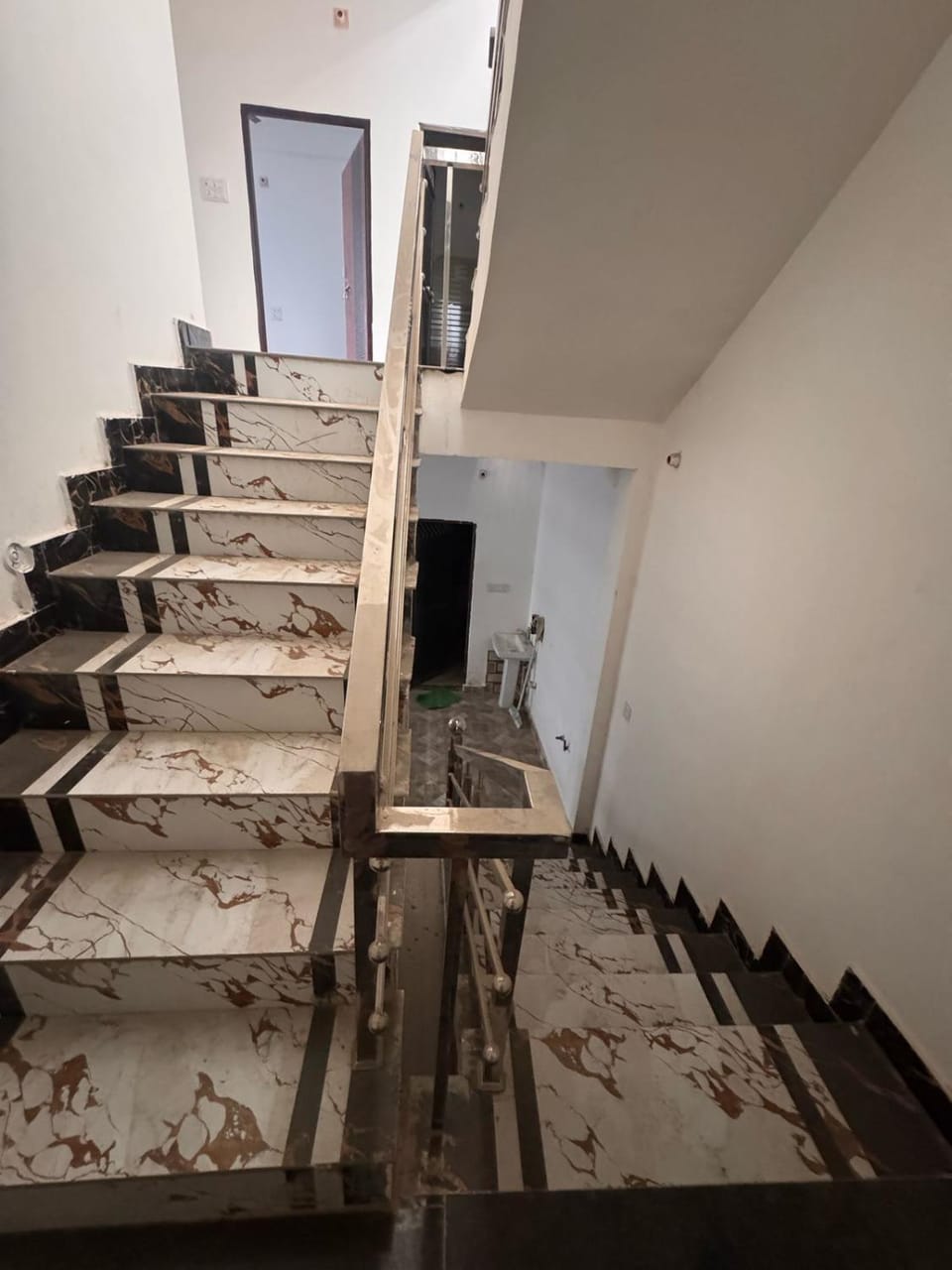 Siddharth Villa Apartment in Varanasi