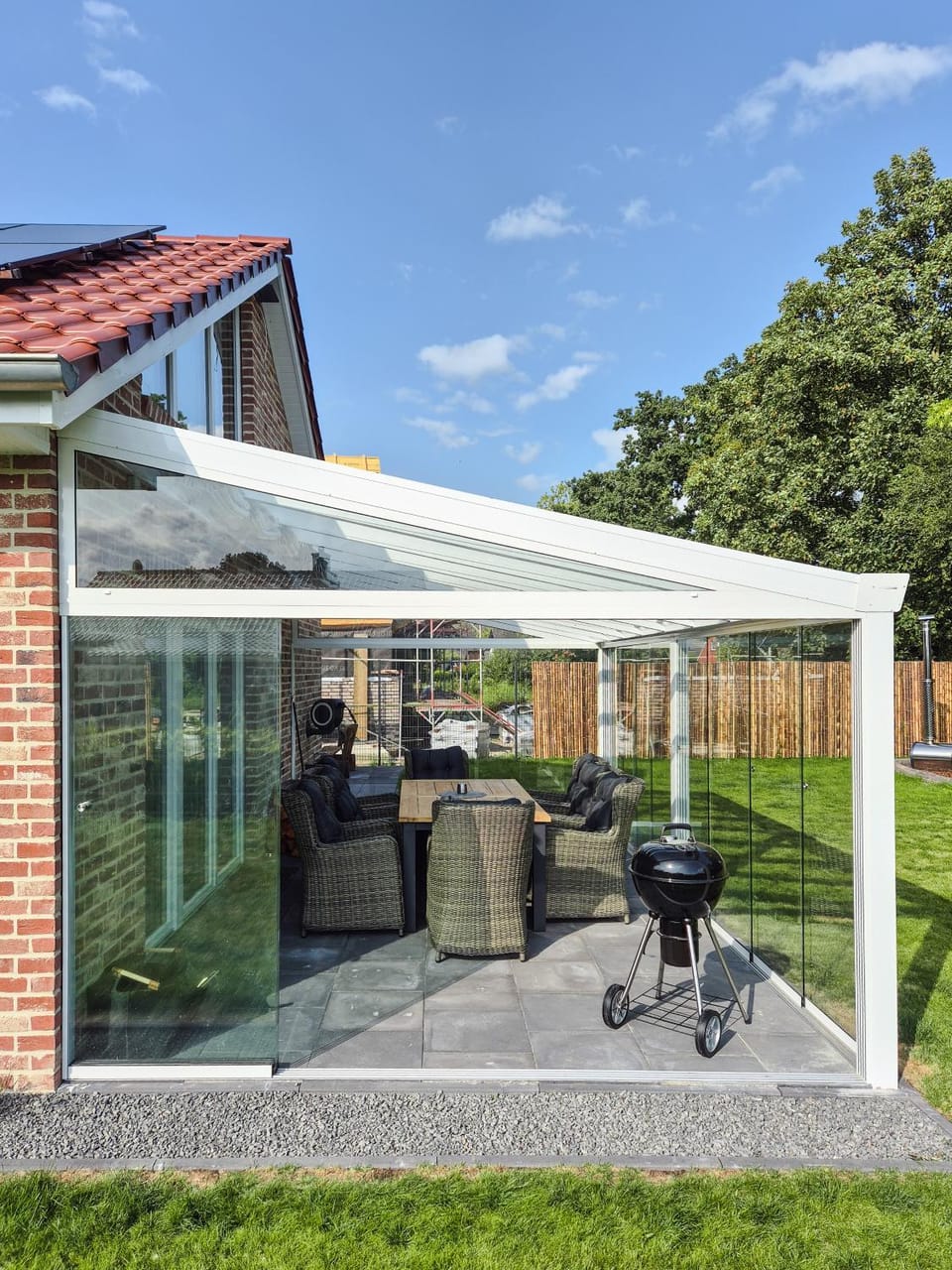 Neues Ferienhaus mit riesem Garten und Sauna und Pool House in Lower Saxony, Germany