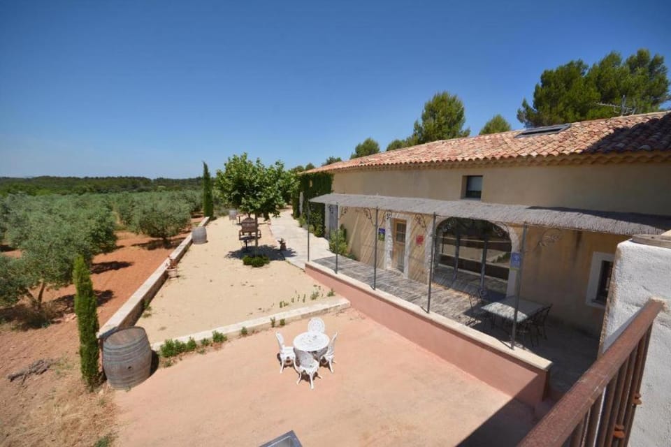 Le domaine de Villemus chambre d'hote Bed and Breakfast in French Riviera