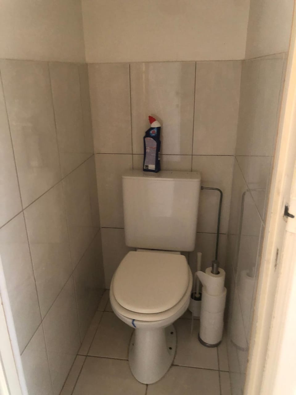 Appartement, deux chambres au pied du métro Montgomery Apartment in Ixelles