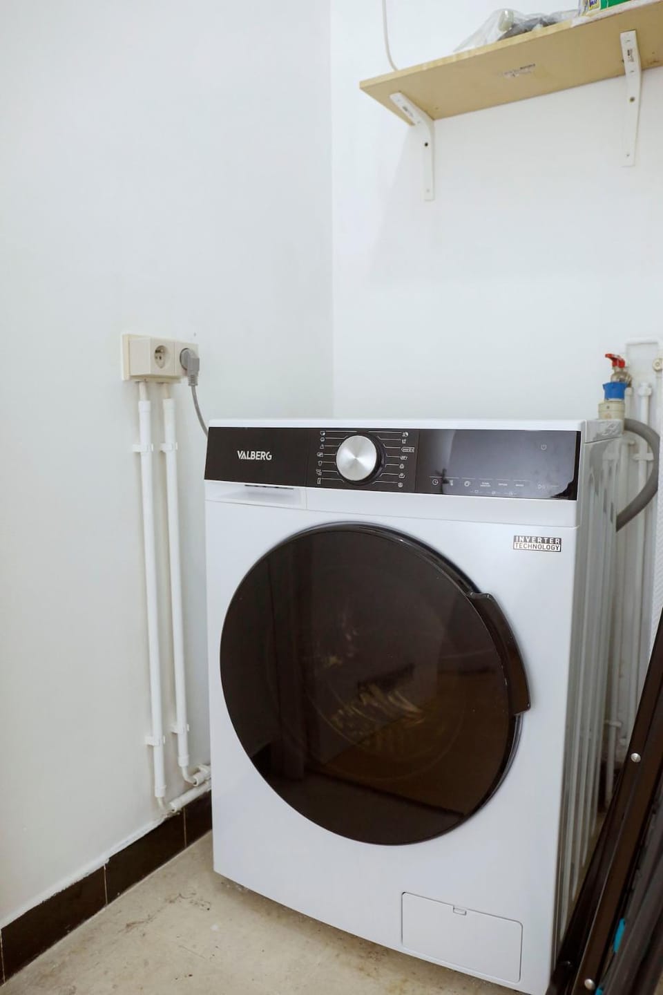 Appartement, deux chambres au pied du métro Montgomery Apartment in Ixelles
