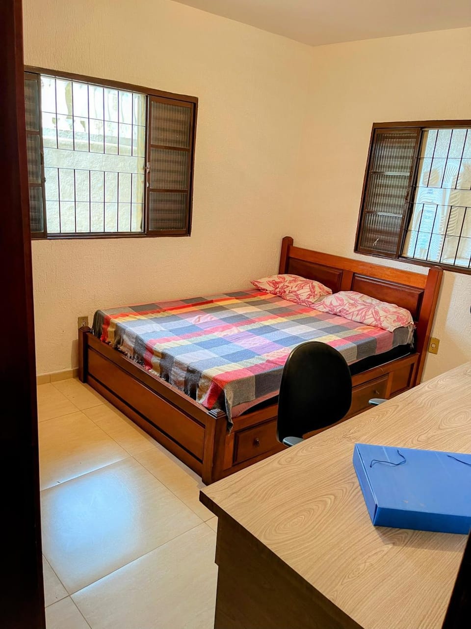 Photo of the whole room