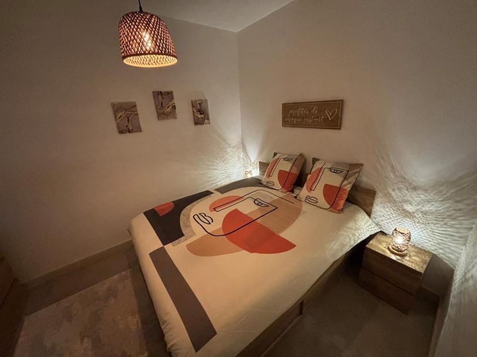 Cosy Apartment in Cannes, AC, WiFi, 15min Palais Apartment in Cannes