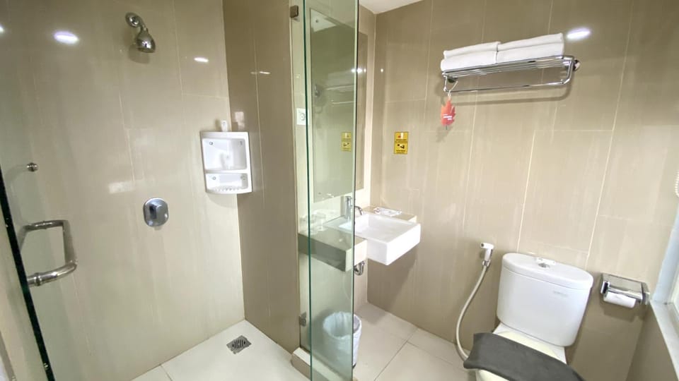 Shower, Toilet, Bathroom