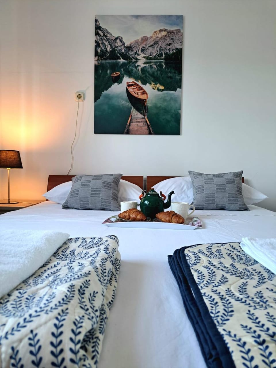 Bed, Decorative detail, Bedroom