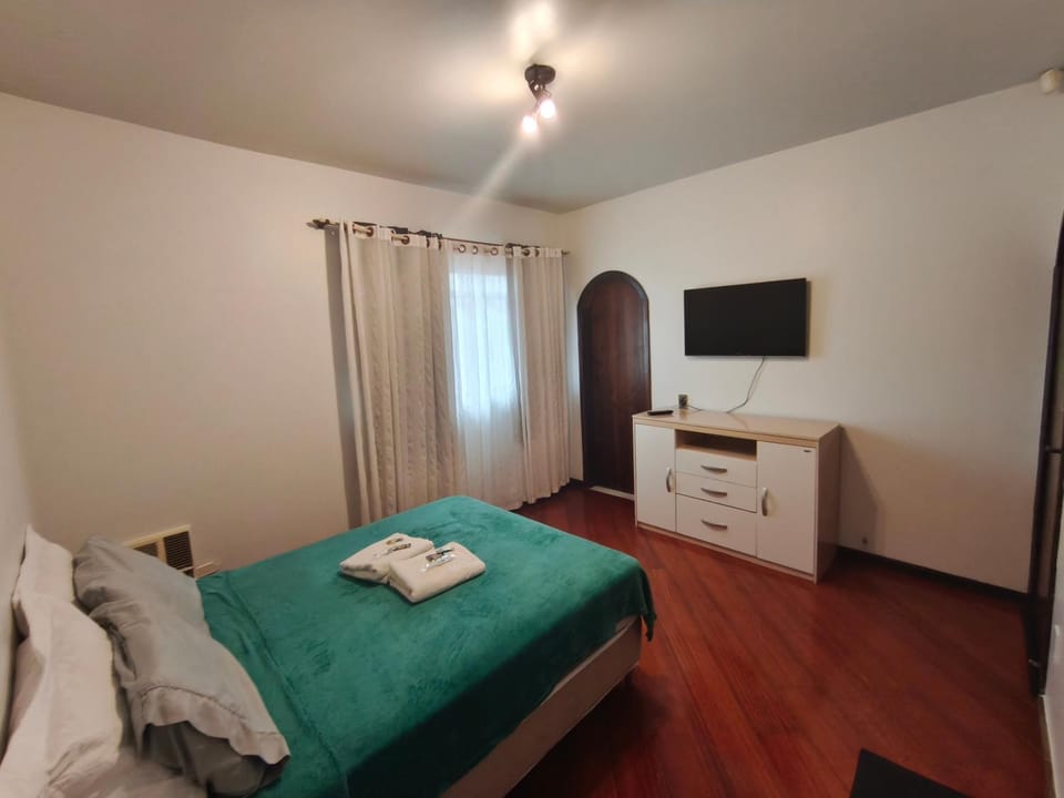 Suite FIRST CLASS - tripla Vacation rental in State of Paraná