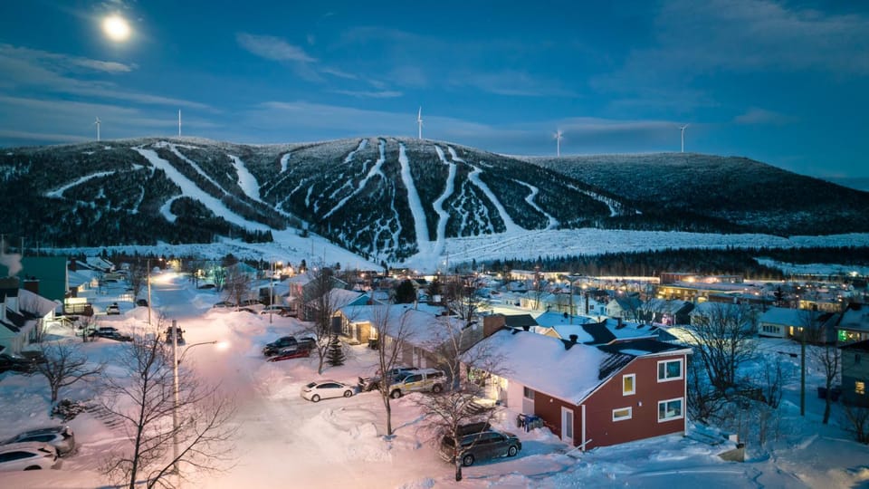 Night, Natural landscape, Winter, Mountain view, Street view