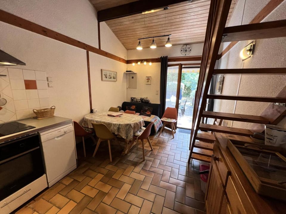 Résidence Hameau De L'amélie - 051 - Agréable maisonnette au Hameau de l'Amélie MAE-8851 Villa in Soulac-sur-Mer