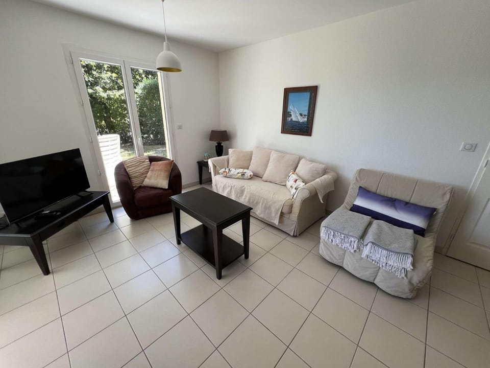 Résidence Villa Marine - 021- Bel appartement avec son jardin privatif MAE-1841 Apartment in Soulac-sur-Mer