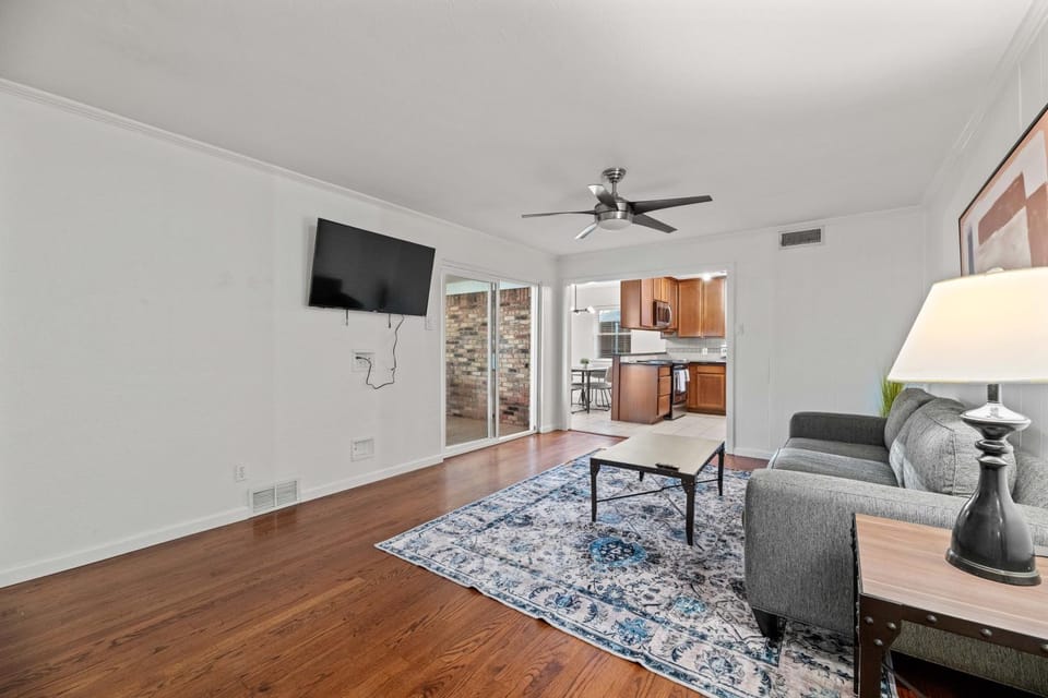 Lakemere Retreat House in Dallas