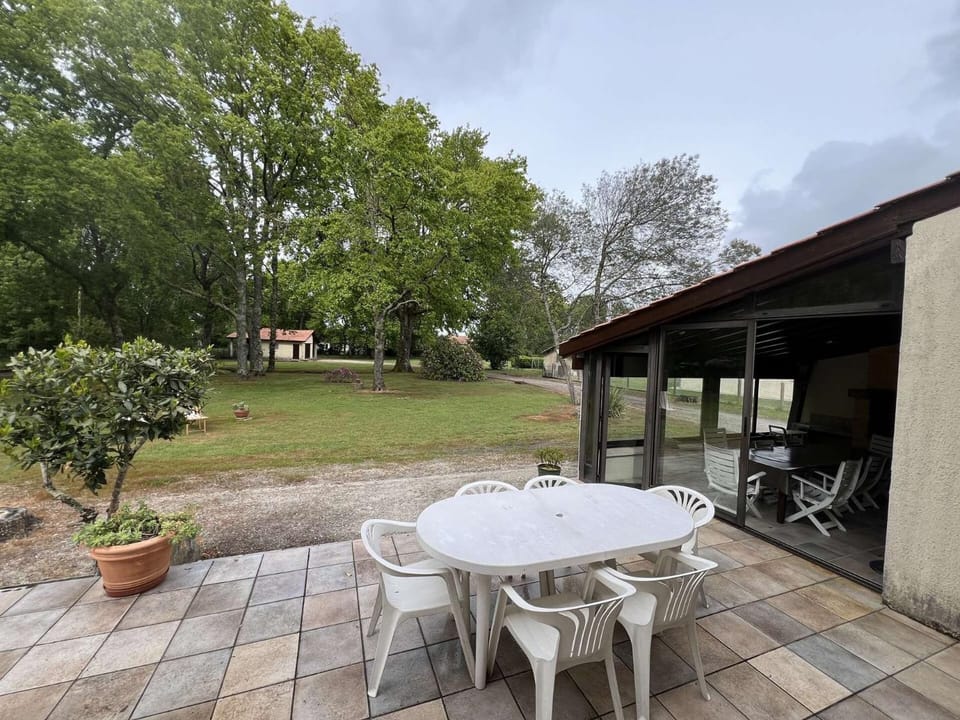 Résidence 105-st Vivien De Medoc - 105 - Superbe maison avec son grand parc verdoyant MAE-2871 Villa in Nouvelle-Aquitaine