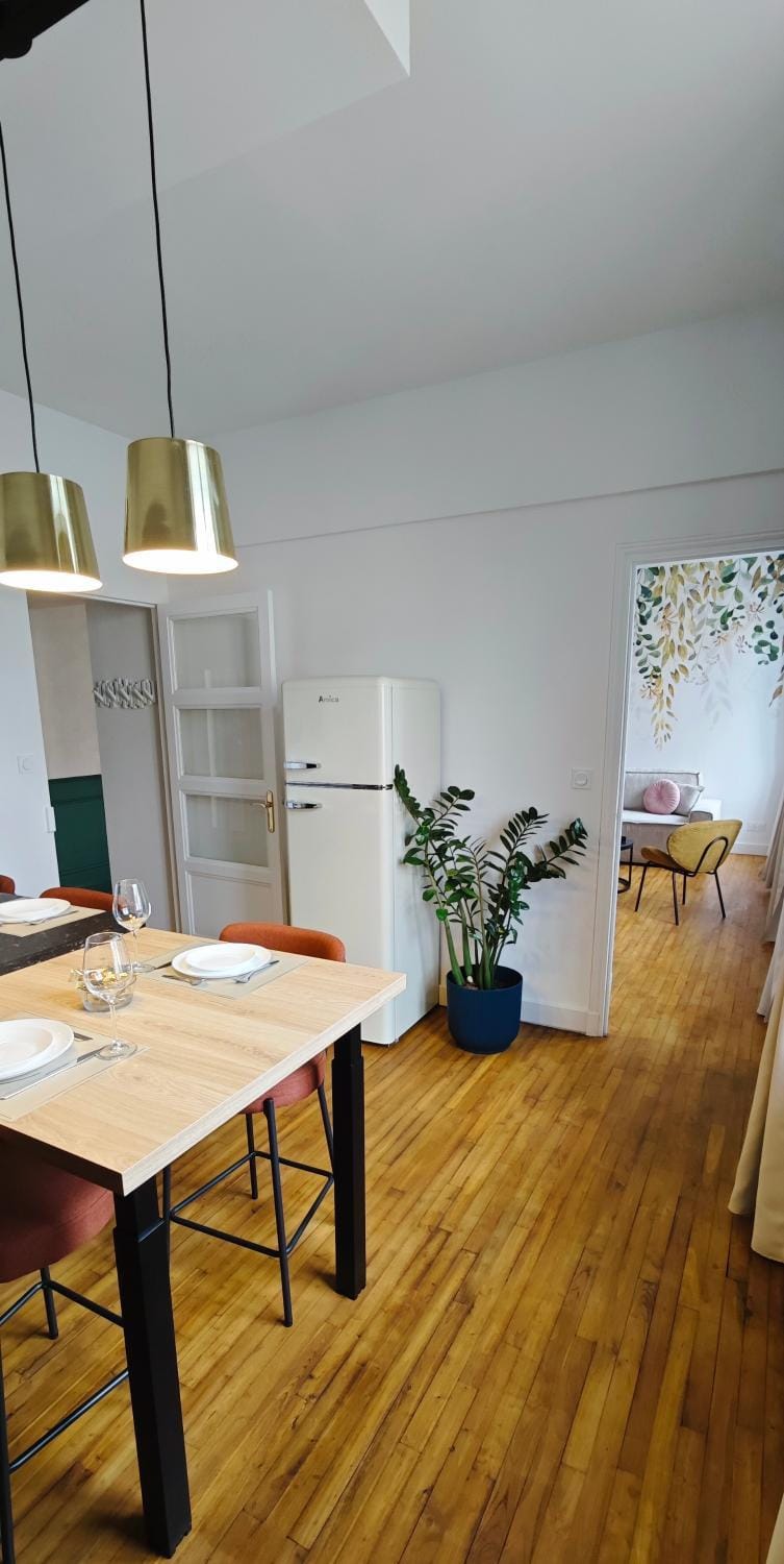 Appartement T3 centre ville avec 1 Parking Apartment in Brittany