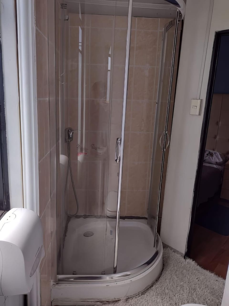 Shower, Bathroom