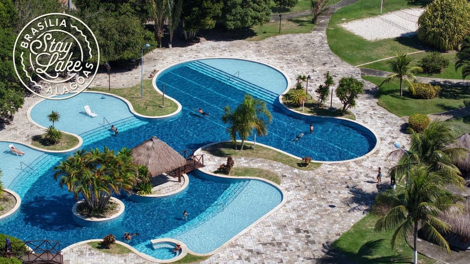 Bird's eye view, Pool view