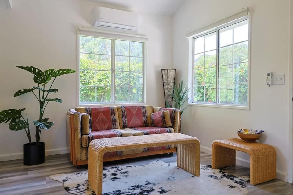 Topanga 1BR Loft with Canyon Views by Colby and Conrad House in Topanga