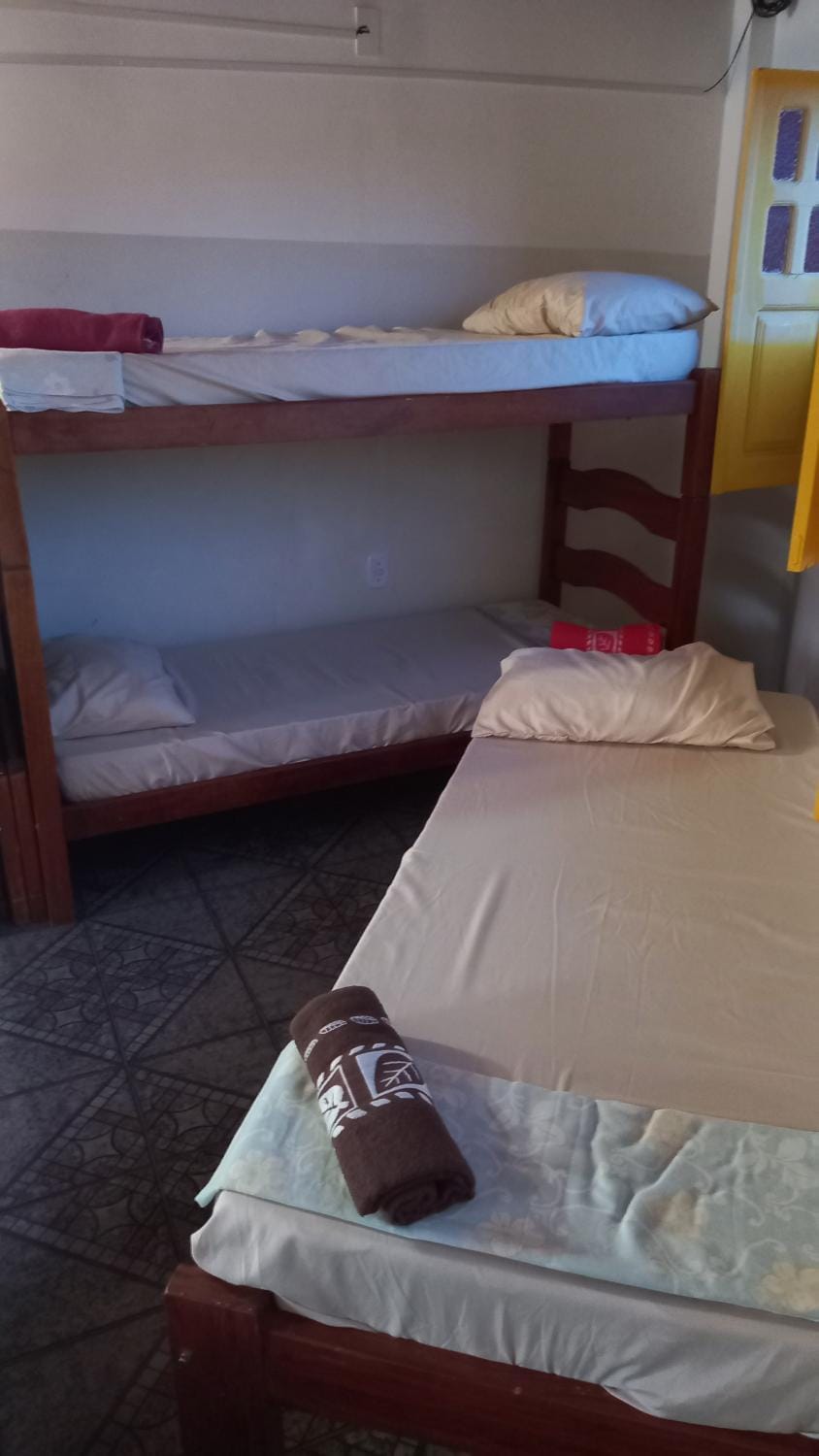 Bed, bunk bed