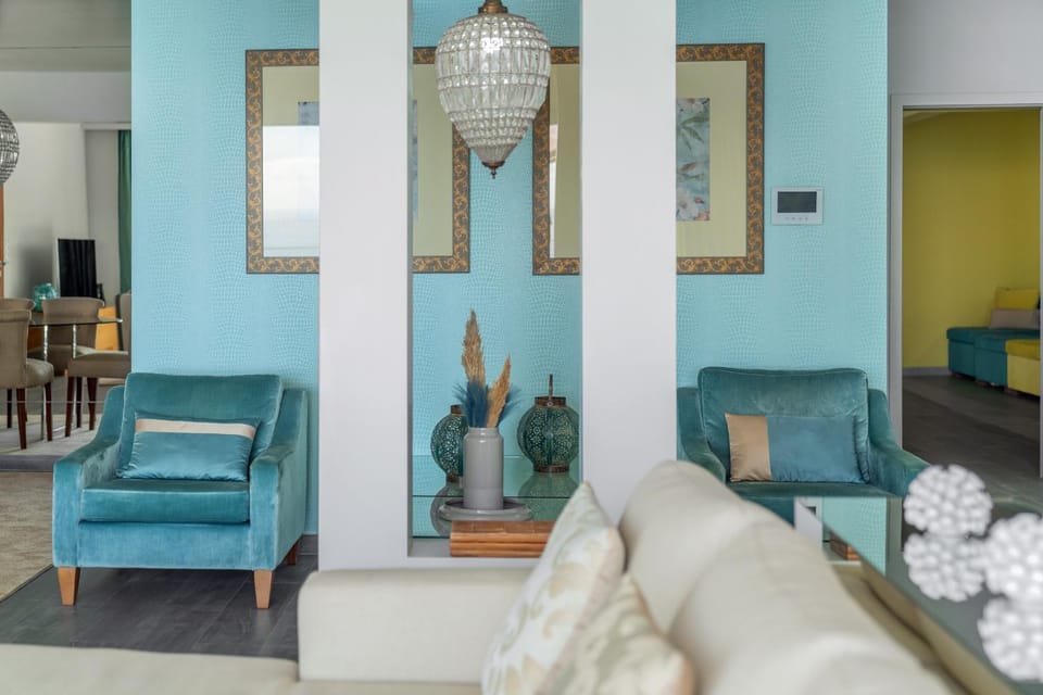 Communal lounge/ TV room, Living room