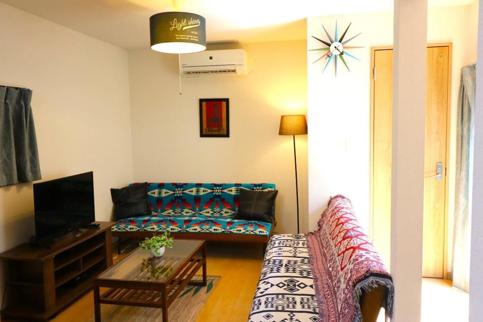 Living room, Photo of the whole room